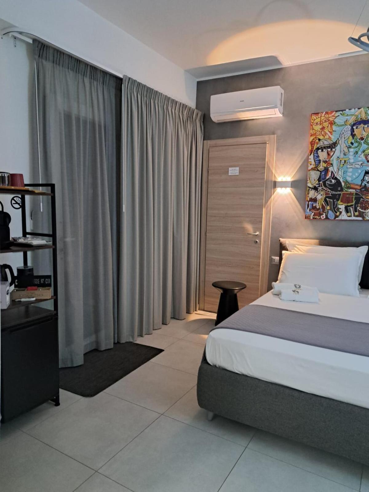 Sikelia Superior Rooms 밀라초 외부 사진