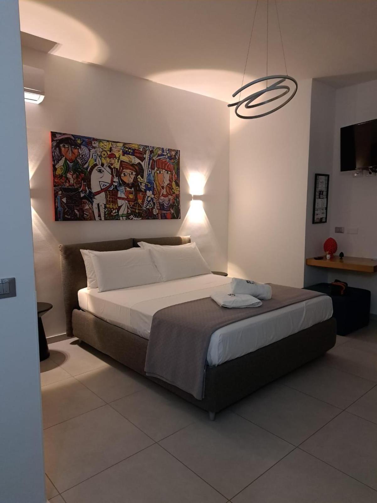 Sikelia Superior Rooms 밀라초 외부 사진